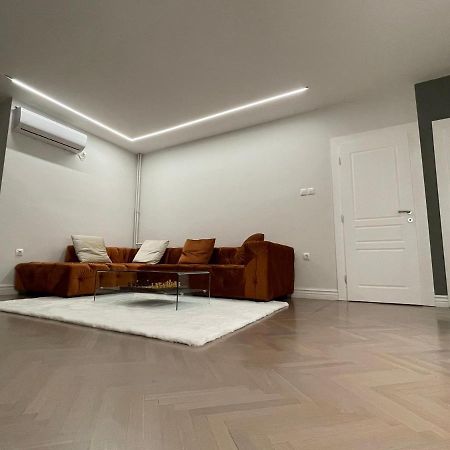 The Alchemist Luxury Apartment Скопие Екстериор снимка